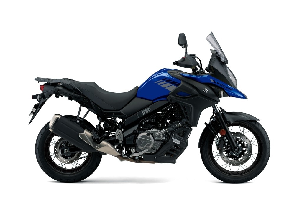 <div class='descrGalleryTitle'>SUZUKI: LE OFFERTE DEL MESE</div><div class='descrGalleryText'><p>Su tutta la gamma <b>promozione #Restart</b>: si inizia a pagare la moto dopo&nbsp;4 mesi&nbsp;con le prime 6 rate di importo inferiore rispetto alle successive 42 mensilità.</p>
<p>Su tutta la gamma moto e scooter un finanziamento a zero interessi.&nbsp;L'importo finanziabile è da 2.500€ a 6.500€ per un periodo che va dai 18 ai 24 mesi con un TAN 0% fisso e TAEG da 5,47% a 10,25%.</p>
<p>Su alcuni modelli selezionati finanziamento <b style="font-size: 0.8125rem; background-color: transparent;">Way2Ride</b>: 24 o 36 mesi di rate, poi si decide se acquistare la moto, restituirla o sostituirla con una nuova.</p>
<p><b style="font-size: 0.8125rem; background-color: transparent;"> V-Strom 1000 XT</b> con supervalutazione usato di 1.500 euro.</p>
<p>Kit touring in omaggio (valore 2.000 euro) su <b style="font-size: 0.8125rem; background-color: transparent;">V-Strom 650 e 650 XT</b>.</p>
<p><b>Burgman 650 </b>con vantaggio economico di 650 euro e 4 anni di garanzia compresi.&nbsp;</p>
<p><b>V-Strom 1000&nbsp; e 1000 XT </b>con supervalutazione dell'usato fino a 1.500 euro.</p>
<p><b>GSX-S125&nbsp;e&nbsp;GSX-R125</b> con 400 euro di sconto.</p>
<p><b>GSX-S1000 </b>con supervalutazione dell'usato di 1.000 euro.</p>
<p><b>GSX-S 750</b> a 7.990 euro (invece di 8.690 euro); la versione Z della&nbsp;GSX-S750&nbsp;è acquistabile a 8.090 euro (invece di 8.790); versione&nbsp;Yugen Carbon&nbsp;della&nbsp;GSX-S750&nbsp;con scarico in carbonio SC-Project, cupolino fumè e copri sellino monoposto a 8.390 euro (anzichè 9.090);&nbsp;GSX-S750&nbsp;Yugen Carbon&nbsp;è disponibile anche nella versione Z a 8.490 euro (anzichè 9.190).&nbsp;</p>
</div>